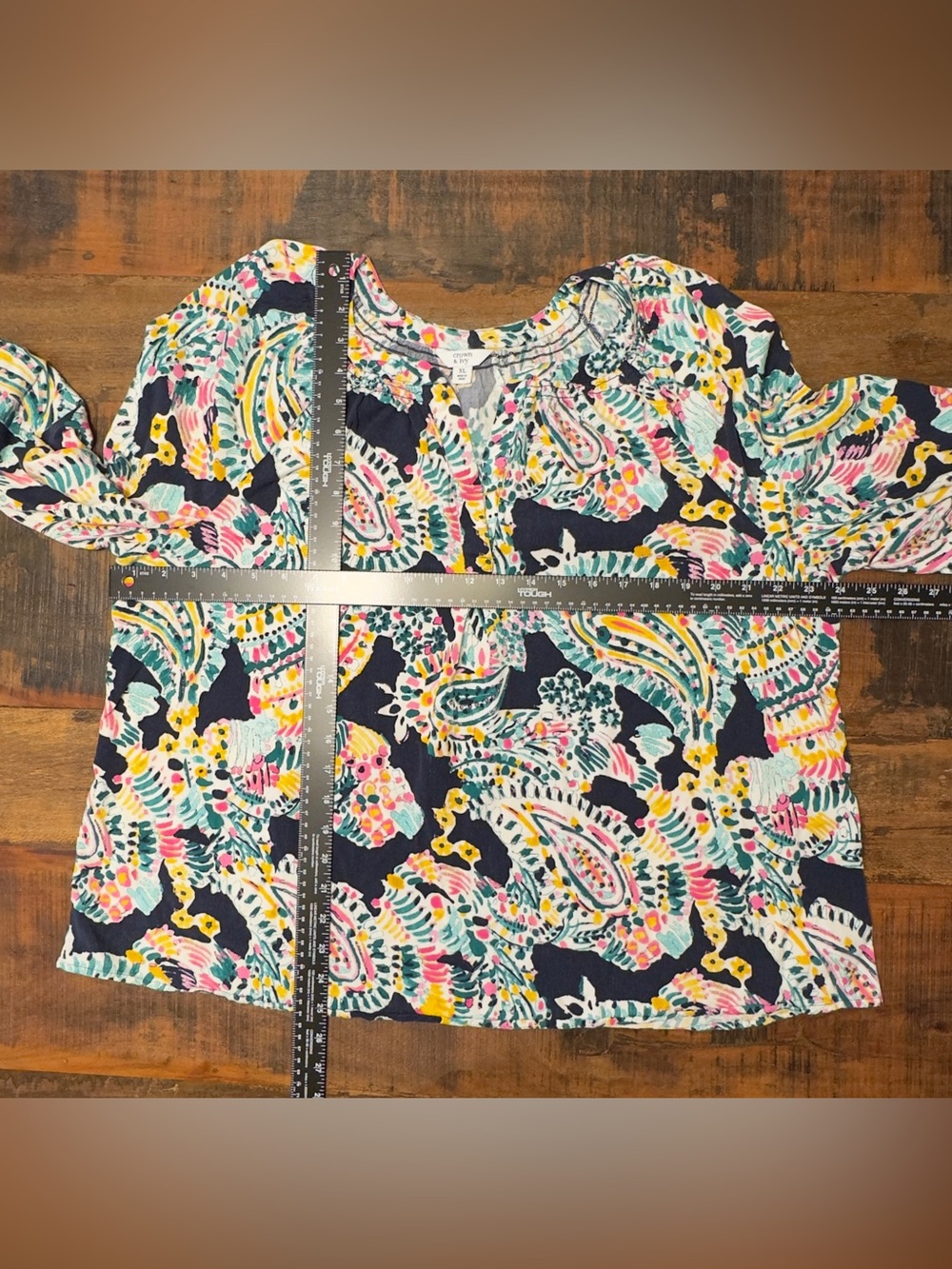 Crown & Ivy Women's Multicolor Printed V-Neck Blouse XL - Picture 6 of 6